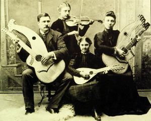 knutsen family portrait with harp guitars history