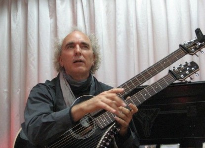 22.John Doan Harp Guitar Tells Story Moscow