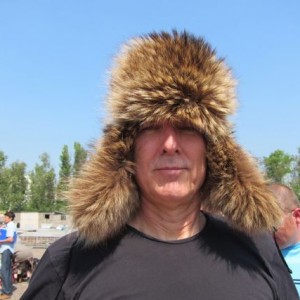 11.John Doan Harp Guitar Moscow Fur Hat