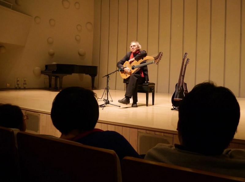 John Doan Xian China performing in concert hall in front of the audience
