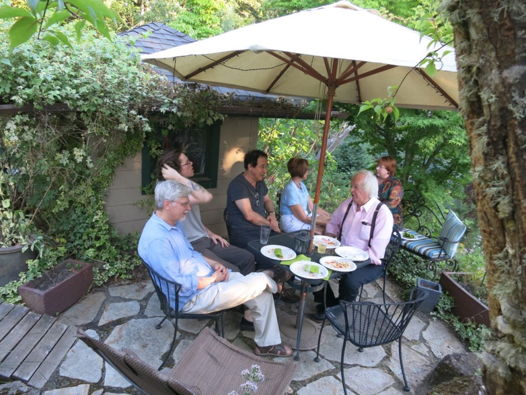 10. Harp Guitar Retreat 2014 class with Mason Williams